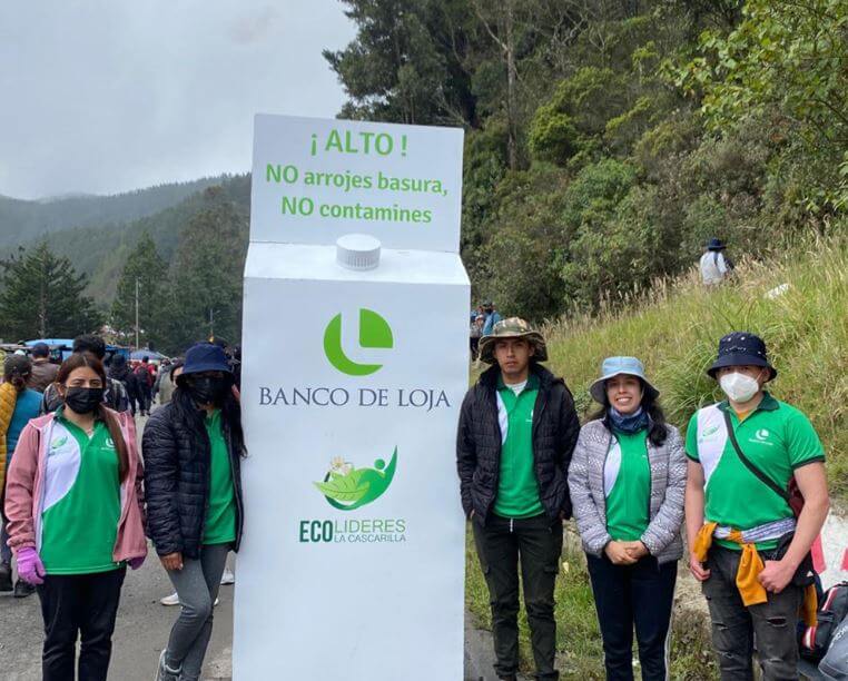 Banco de Loja Refuerza su Compromiso Ambiental Durante la Romería