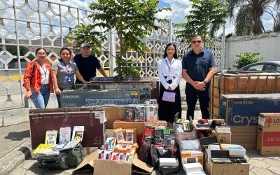 Planteles educativos de Macará y Sozoranga recibirán equipos donados por SENAE