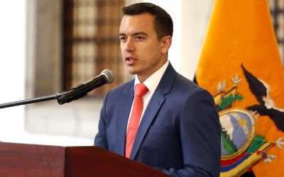 Noboa espera ser reelegido para modificar la actual Constitución