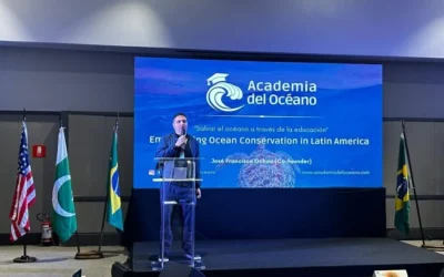 Biólogo lojano regresó al país tras destacada participación en foro internacional para líderes