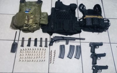 Casi 6 kilos de droga y armas incautadas en Vilcabamba