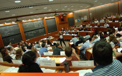Trump retira apoyo estatal a Harvard por no someterse a caprichos del mandatario