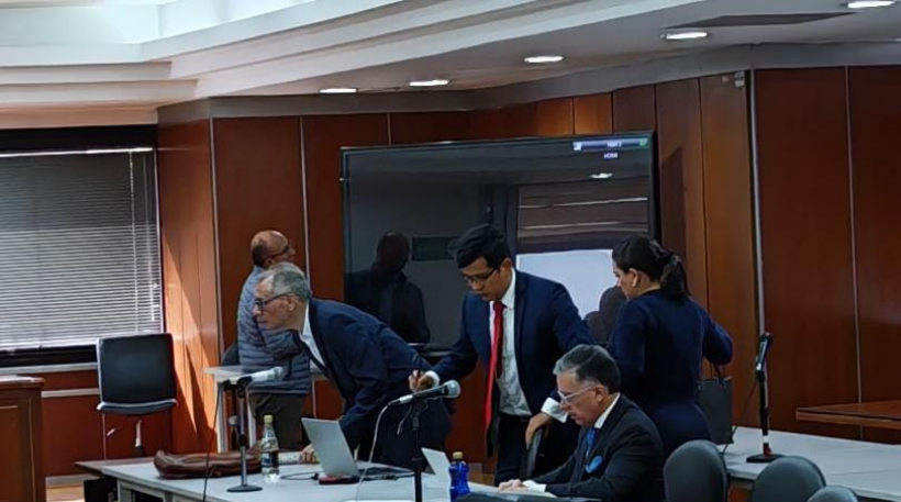 Glas otra vez visita los tribunales