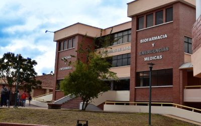 Hombres armados ingresaron a un aula universitaria en Azogues