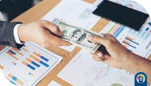 Más de 50 mil dólares en multas pagaron exlegisladores según datos de una ONG